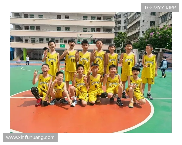 南京篮球队荣登全国团队协作排行榜第二名展现出色团队精神与默契配合 南京篮球队荣登全国团队协作排行榜第二名展现出色团队精神与默契配合