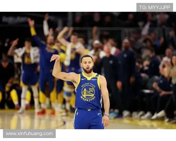 库里三分球总数突破四千大关成为历史第一人再创辉煌纪录