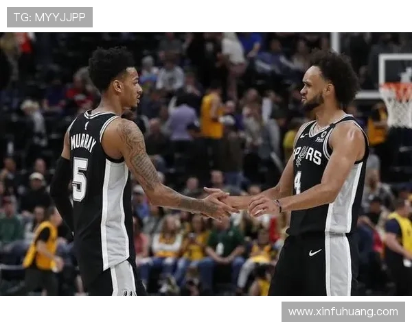 火箭与马刺激战正酣比分直播全程跟踪精彩瞬间不容错过